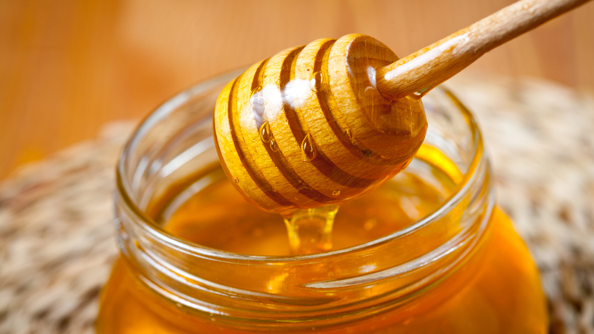 Health Benefits of Honey and Bee Pollen | El Camino Health